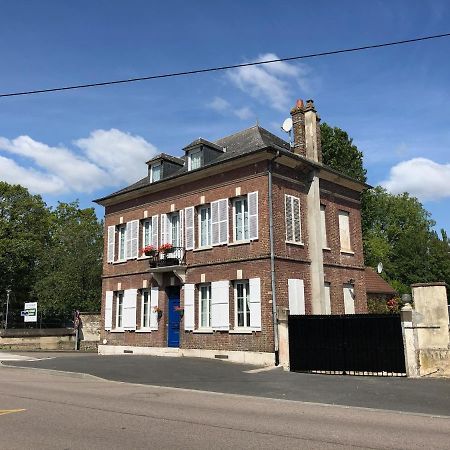 Maison Quatre Freres Louviers Ngoại thất bức ảnh